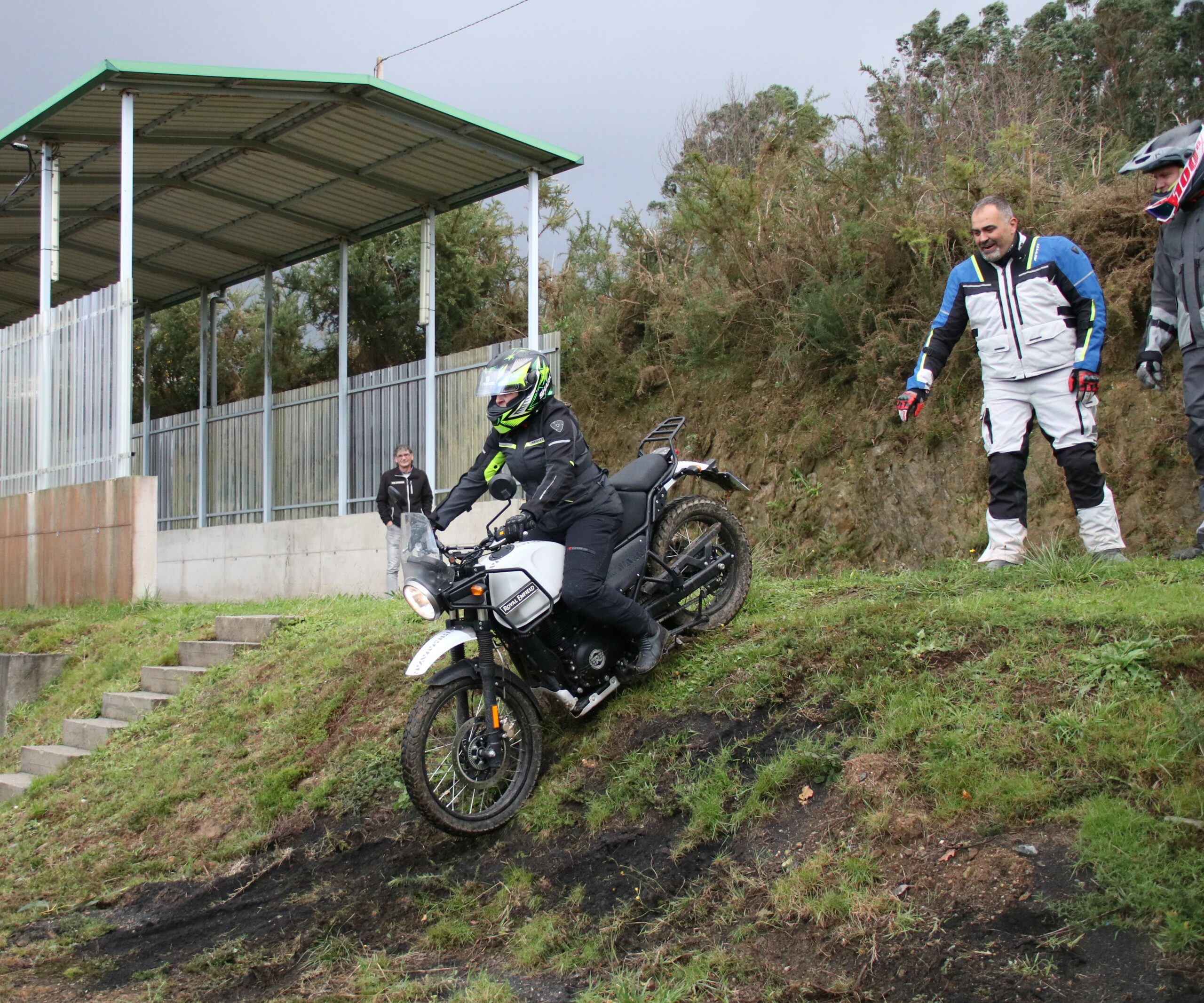 CURSO INICIACIÓN TRAIL CON RUTA MONEGROS AVRIL 2025